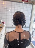 ツインお団子　アップスタイル　結婚式ヘア お呼ばれヘア