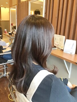 ピールアーク(peal ark) ピンクブラウン×巻き仕上げくびれミディ