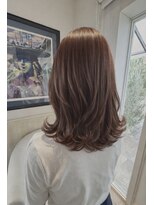 ヘアー ビジン(HAIR Bijin) ツヤ感ブラウン×外ハネミディアム