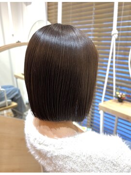 ブランシェ 利府店(Branche) 切りっぱなしボブ