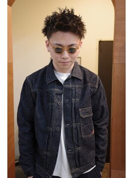 エディ(Edy) メンズスパイキーショートブラウンカラー眉毛カット外国人風岡山