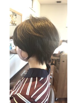 エスト(est.) 軽やかショート×ケラチントリートメント 20代30代40代50代