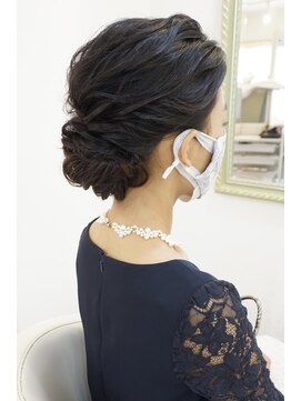 ヘアアンドメイクジップ恵比寿 (Hair＆Make ZIP) 定番ウェーブシニヨン　ヘアセット