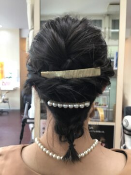 ヘアサロン ユニティ(Hair Salon Unity) ミドルラインロープ編み&編み下ろし