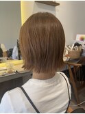 外ハネタイトボブ