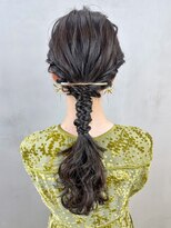 アイティーバイアルバム 藤沢店(IT by ALBUM)&nbsp;編み下ろしアレンジ_斜めバンググレージュカラー_ba444141