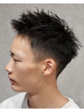 アトラ(attra) お客様ヘア【フェード×ツイスト】