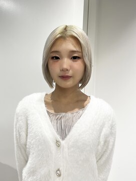 ゼスト 八王子店(ZEST) ホワイトカラー×ボブ