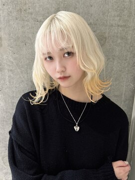 モニカ(MONIQA) ブロンド×オレンジ