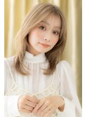 ホワイトブロンドフレンチカジュアル小顔ウルフZ戸頭20代30代