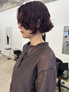 エルメ クラマエ(Elme) ボルドーカラー×ボブパーマ