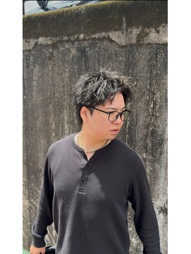 エレベート(Elevate) スパイキーショート