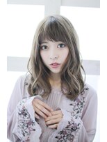 ゴッドハンド 横浜店&nbsp;アッシュグレイの柔らかミックスカール◎30代40代50代60代