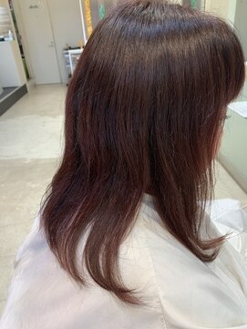 暗めピンクカラー L024236884 カイム ヘアー Keim Hair のヘア
