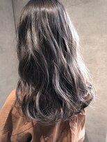 クロックレス (CLOCKLESS)&nbsp;透け感　×　グレージュ　＃CLOCKLESS伊勢崎