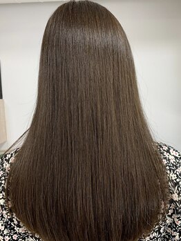 リアアンク(Ria Ankh)の写真/【髪質改善ストレート★】柔らかく自然なストレートで髪質から美人へ―。芯から輝く健康的な艶髪を叶えて＊