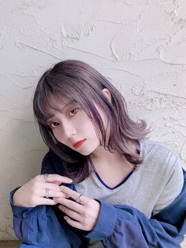 ナナカバイミーツハンド(nana.ca by meetsHAND) ラベンダーショコラアッシュ くびれミディアム 切りっぱなし