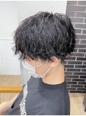 黒髪マッシュツイストスパイラル