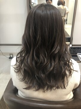 アプシー 三田駅前店(Apsee) グレージュカラー