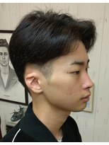 トウキョウケン(Tokyoken)&nbsp;ツーブロックパートスタイル