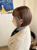 美容室 ルアル 市原市八幡宿店(Luar)&nbsp;シルバーインナー×ミニボブ