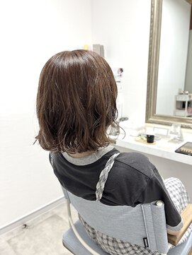 イア(oia) ふんわりボブ