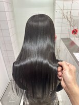 ロンドルーチェ 心斎橋(Lond luce)&nbsp;ダークアッシュ/ミディアムレイヤーカット［髪質改善/縮毛矯正］