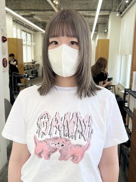 ネルバイグリーン(Nelle by green) 透明感グレージュ(TOMOKA)