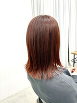 テラス トヨタ(Telasu Toyota)&nbsp;ワインレッド／ボルドーカラーと切りっぱなしボブ