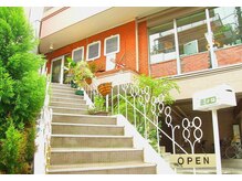 ヘアーアンドエステ エムス(EM'S)