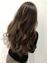 キャパ(CAPA)&nbsp;ハイライト×グレージュカラー(茅ヶ崎/20代/韓国ヘア/ブリーチ)