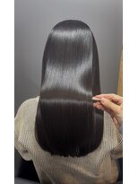 スリーク バイ ロイ 円町本店(sleek by roy)&nbsp;髪質改善トリートメントでやわらかくしなやかなツヤ髪に！