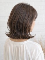 デュッカアンティーク(Duka antique) 外はねボブ