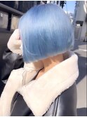渋谷 ペールブルー　水色カラー　切りっぱなしボブ/ケアブリーチ