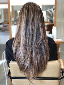 モモ(MOMO) ミルフィーユブラウン