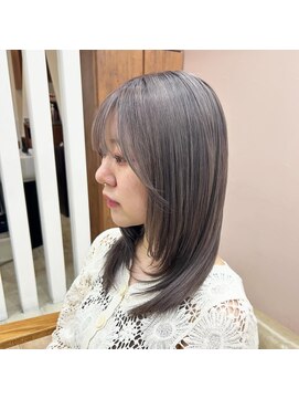 ループ(LOOP) レイヤーカット/グレージュカラー
