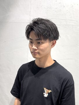 ガオプロデュースバイレボ(gao produced by revo) アップバング/センターパート/刈り上げ/ツーブロック