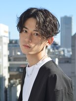 ララルーモ(LaＬaｒＯomo)&nbsp;センターパート×軽やかなパーマヘア