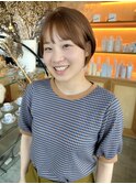 ショートボブ×ベージュカラー