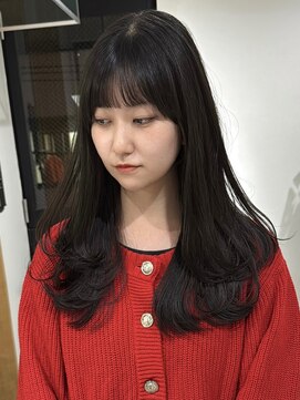 オリ 仙台(Oli) 着物ヘア/ダークアッシュ/ミディアムレイヤーカット/菅野恭平