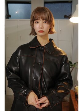 ウィット(wit) ダブルカラーレイヤーボブミディアムレイヤーウルフボブくびれ