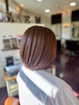 ローレン(LOREM) ベージュナチュラルボブ11.6デザインカラー