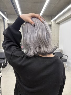 リノート バイ エゴル 名古屋(LINOET by ENGOL) [ LINOET 名古屋 ] ayami デザインカラー