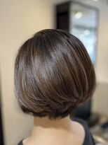 ラボトツカ(LABO totsuka) 首回りスッキリ、涼しげショートボブスタイル