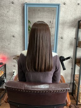 スタジオアール(STUDIO R)の写真/髪の広がり・クセが気になる方に!ダメージを最小限に抑え自然なストレートで毛先まで艶やかな仕上がりに*