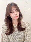 ミルクティーベージュ韓国風レイヤーセミロング顔まわりレイヤー