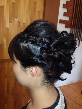 美容室 バンブー(BAMBOO) ロープ編みサイドアップ