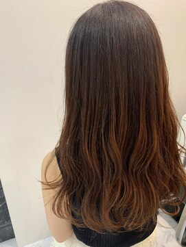 エスカーラ 表参道(THE ESCALA) オレンジブラウン&髪質改善トリートメント【タビラマユミ】