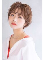 メーヴェ(Mowen) mowen 南堀江 丸みショート×ミルクティーベージュ×外国人風