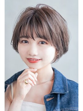 メーヴェ(Mowen) mowen 南堀江　丸みショート×オリーブカラー×大人可愛い